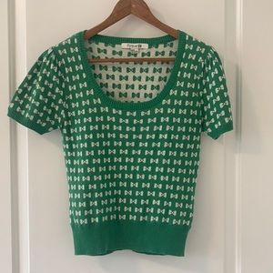 Forever 21 scoop neck sweater with bow design